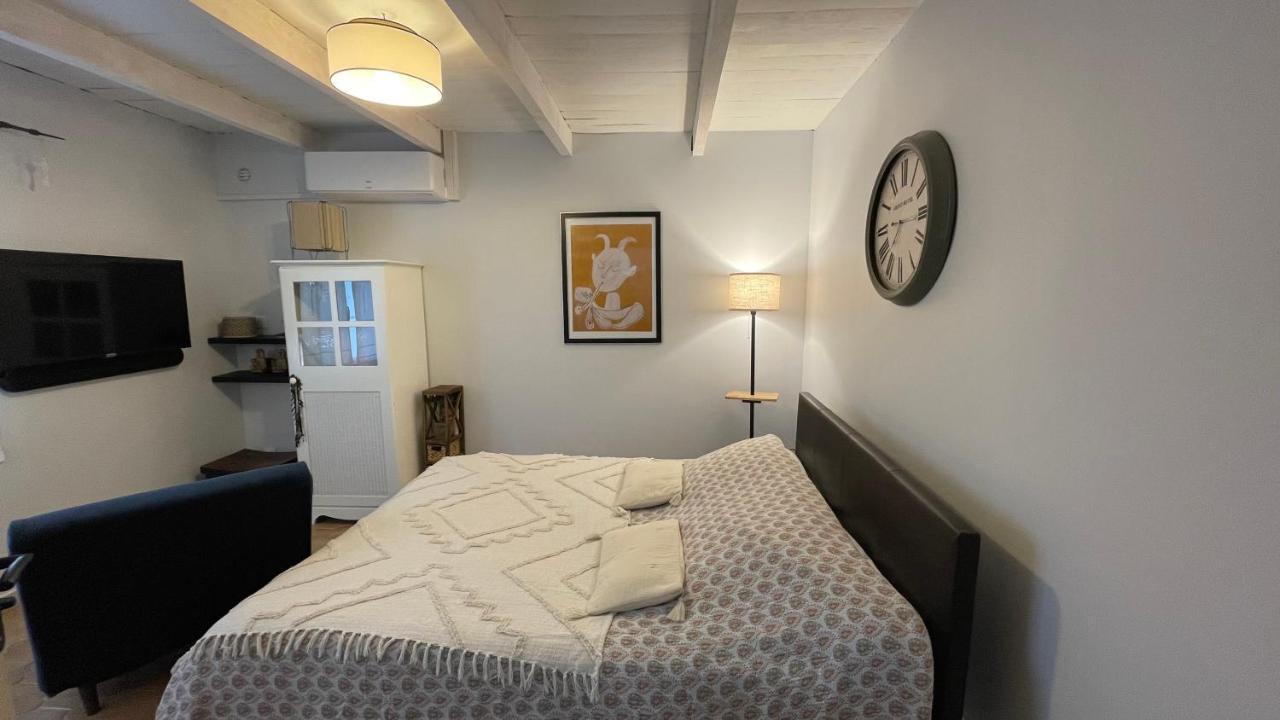 הוילה נים Jolie Annexe Du Mas Dans Le Coeur De La Garrigue Nimoise מראה חיצוני תמונה