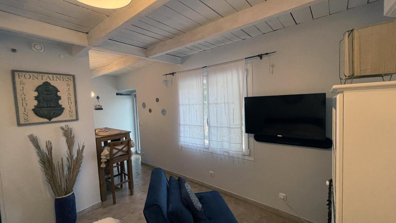 הוילה נים Jolie Annexe Du Mas Dans Le Coeur De La Garrigue Nimoise מראה חיצוני תמונה