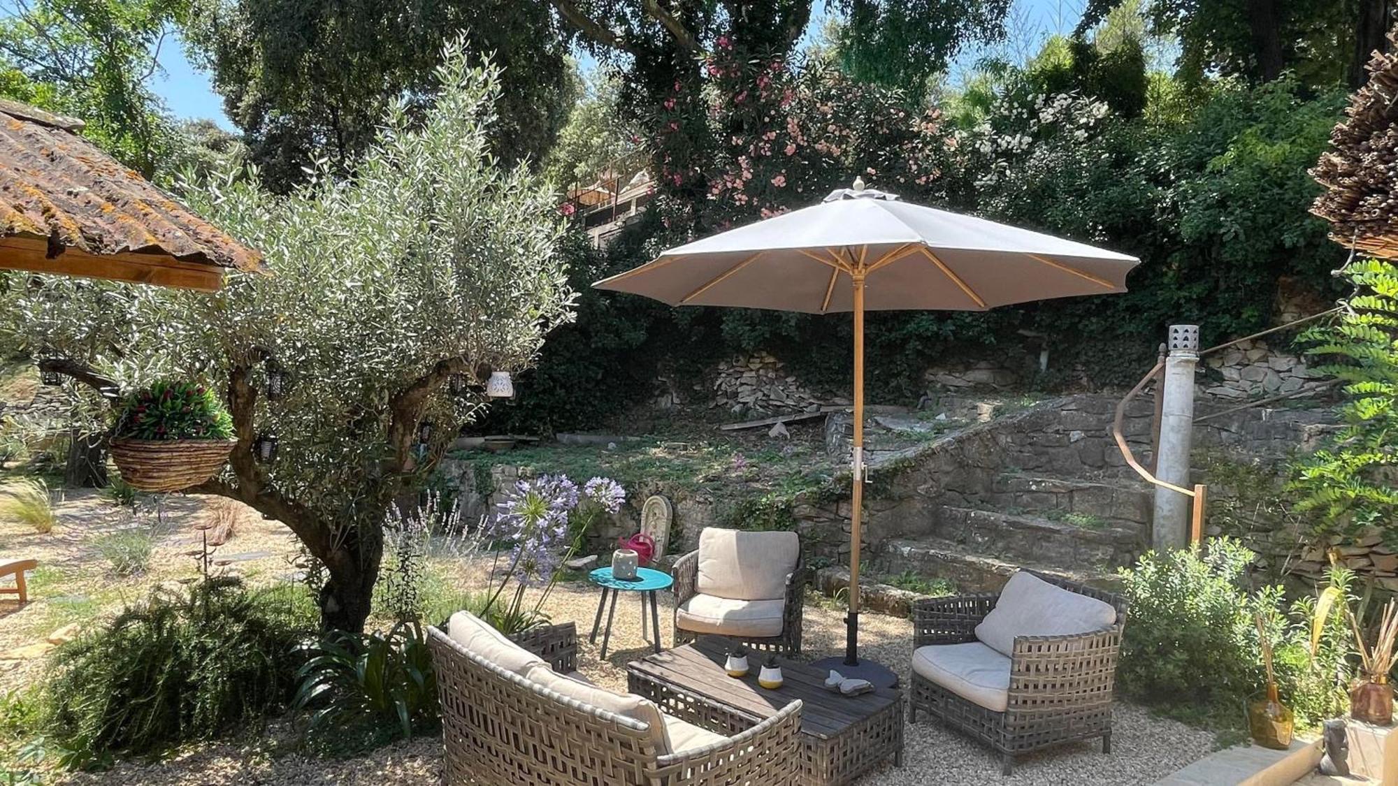 הוילה נים Jolie Annexe Du Mas Dans Le Coeur De La Garrigue Nimoise מראה חיצוני תמונה